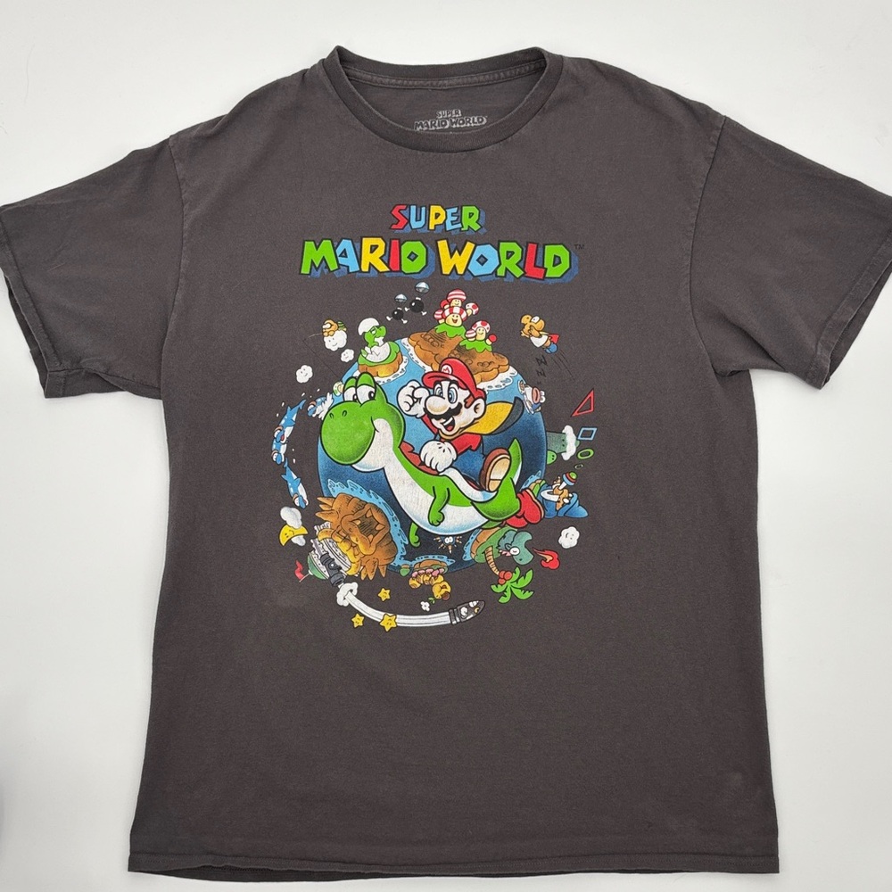 Super Mario World Men’s Graphic T-Shirt, Size Large